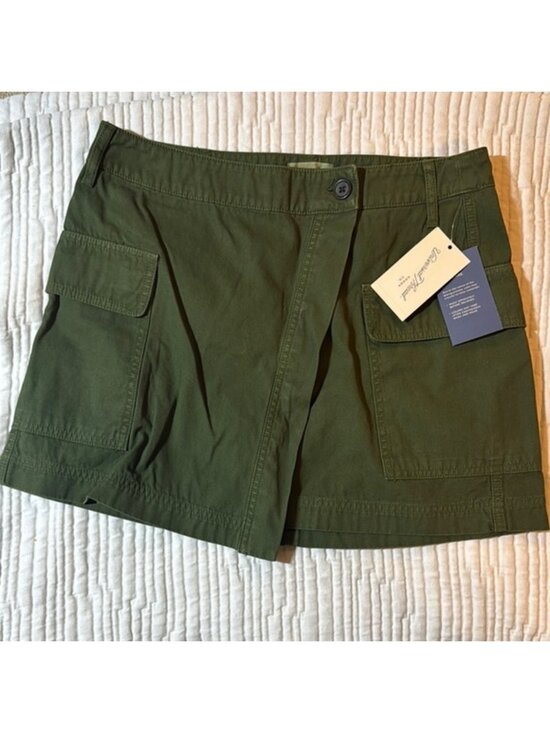 Dresses & Skirts - Green Women's Skirt
